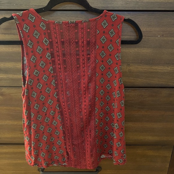 Patterned Tank Top - Picture 4 of 4